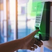 Sistemas de accesos y CCTV